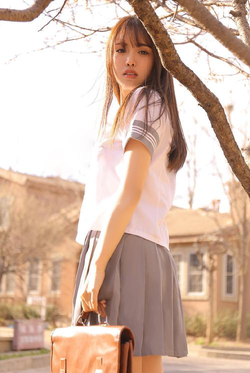 何何少欣的vk视频精选