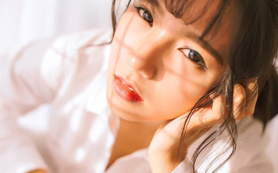 何何少欣vk所有语言界面展示